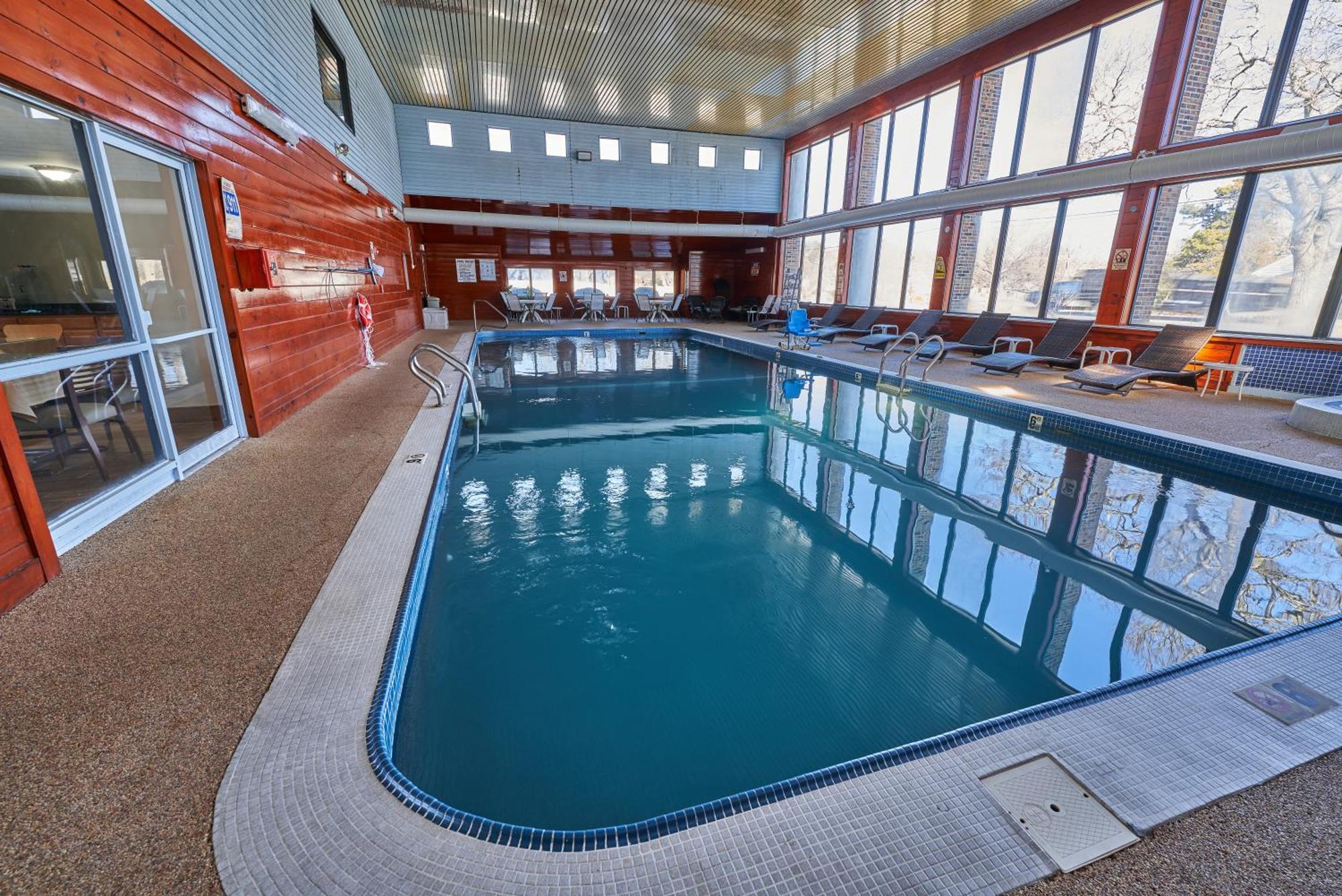 The Mariner Resort Cape Cod By The Red Collection West Yarmouth Exterior foto